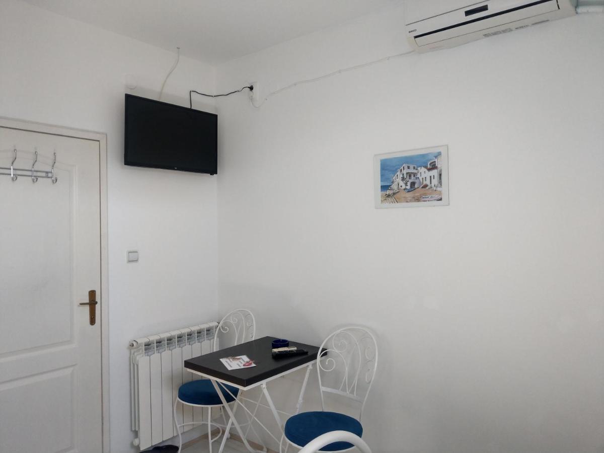 Apartment Harmonija Apatin Ngoại thất bức ảnh