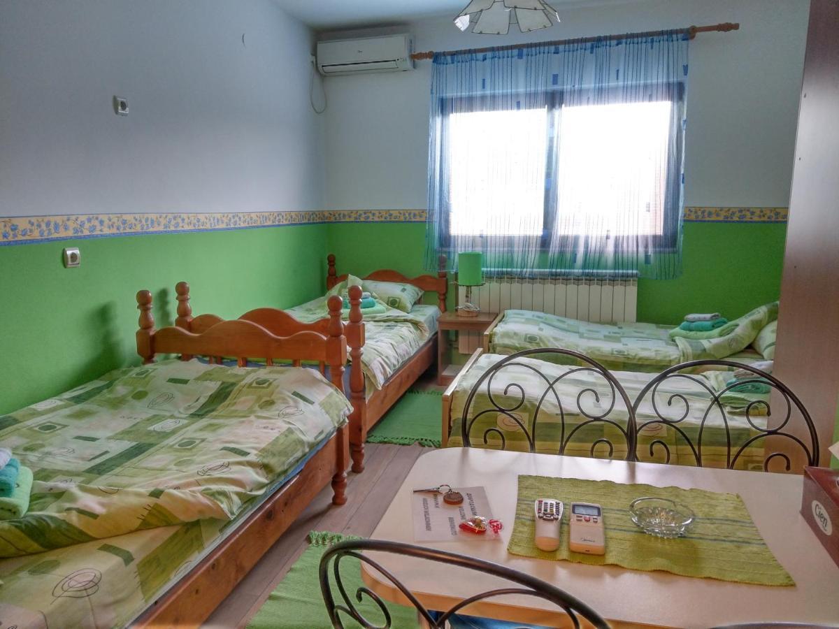Apartment Harmonija Apatin Ngoại thất bức ảnh